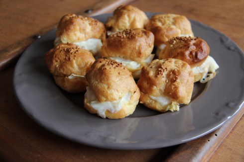 choux apéritif au chèvre