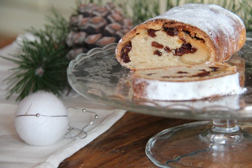 stollen-recette-noel-tradition-allemagne-sharing-cuisine-blog-lyon-fruits-confits-pate-damande-pain-brioche